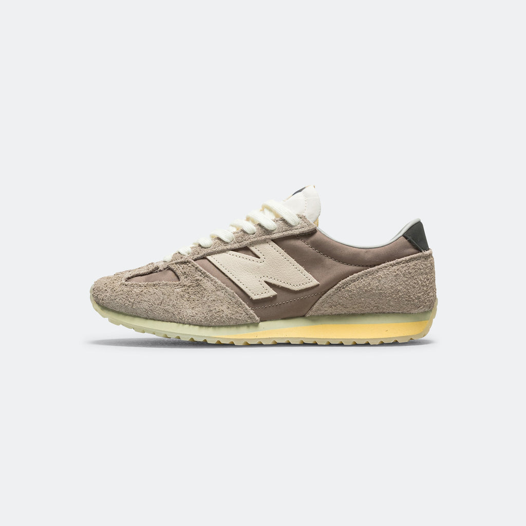 U471GR - Grey Day